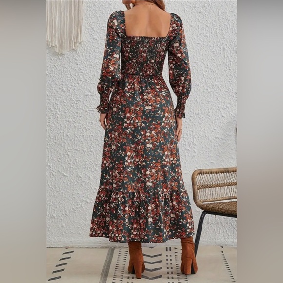 NWT Square Neck Flaral Lantern Boho Floral Sleeves Dress - Picture 4 of 4